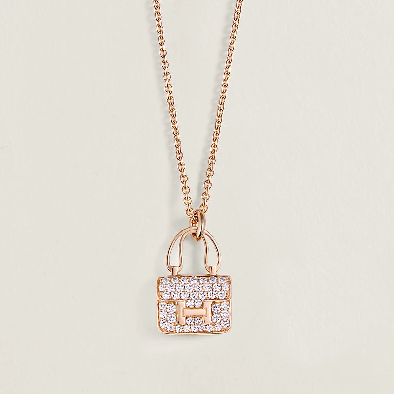 Amulettes Constance pendant