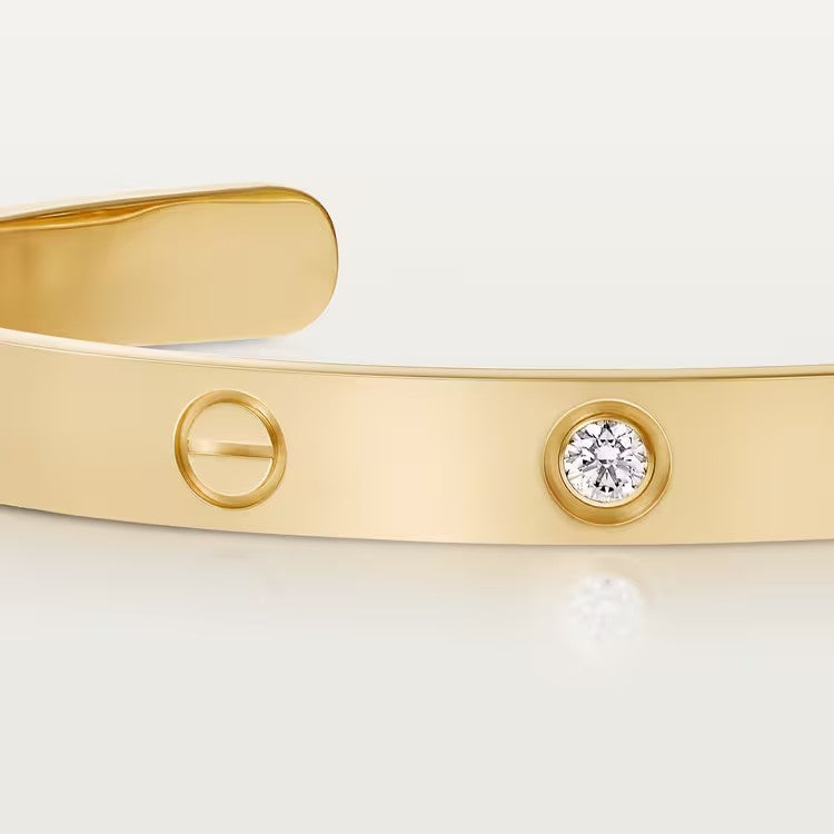 Love Bangle With 1 Diamond